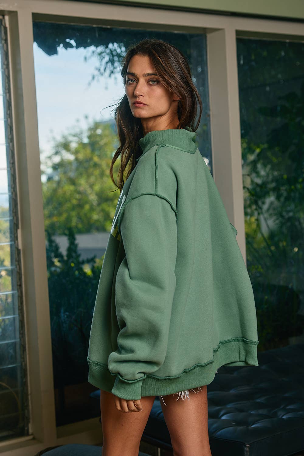 'DILLY DALLY' Mockneck Sweatshirt