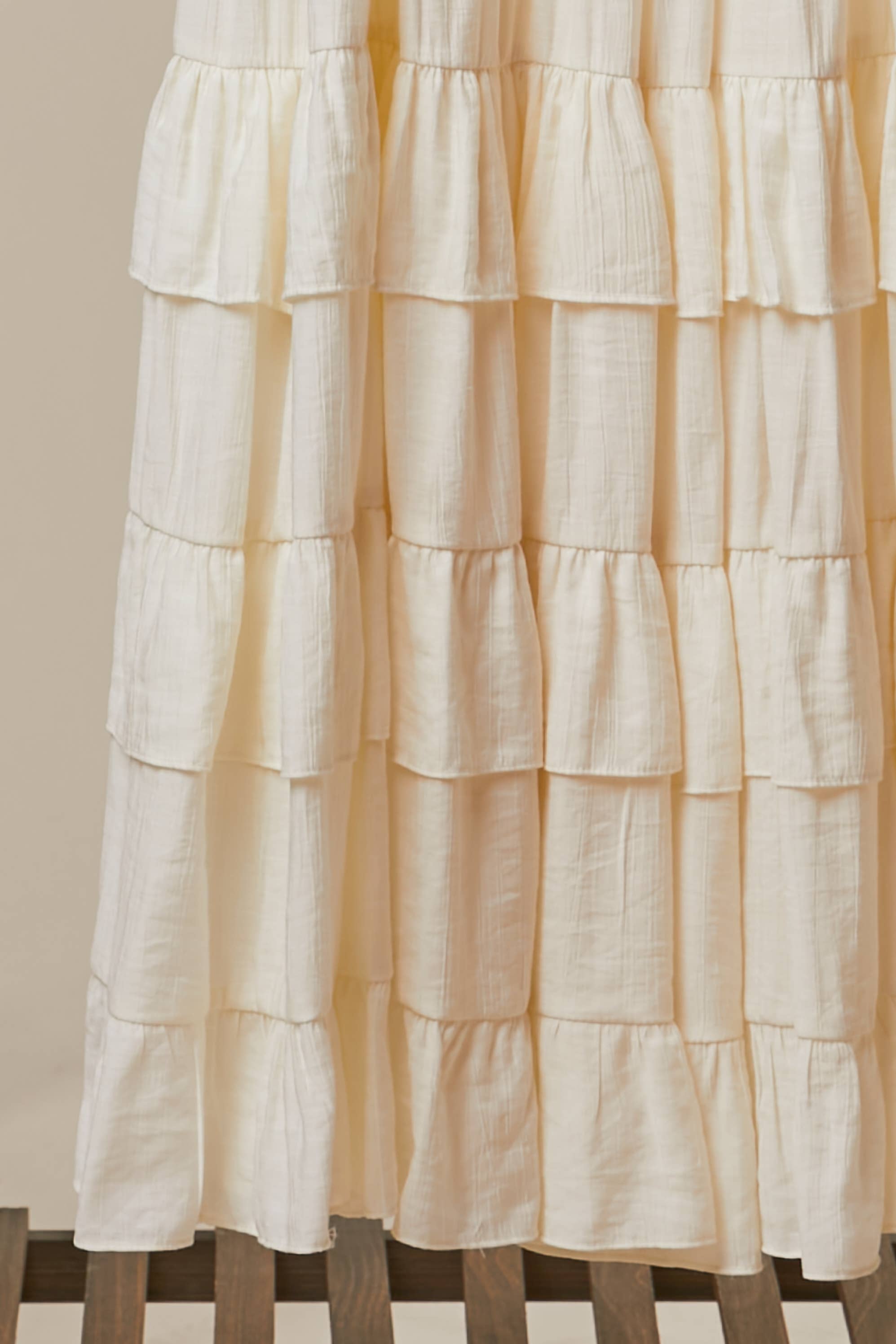 TIERED RUFFLE DRESS WITH FRILLED STRAPS